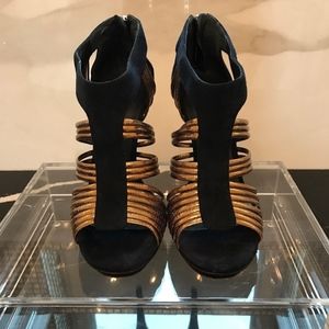 Tory Burch Blue Suede Gold Gladiator Sandals Sz 8M